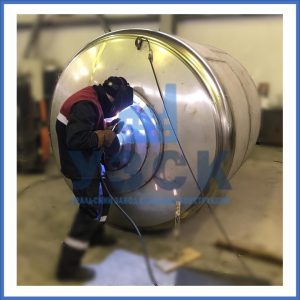 Купить баки и ёмкости из нержавеющей стали от завода УЗСК в Бишкеке